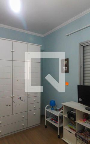 Casa à venda com 499m², 8 quartos e 6 vagas Casa à venda com 499m², 8 quartos e 6 vagasQuarto 1