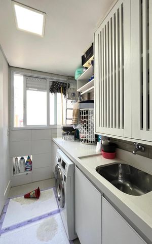 Apartamento à venda com 70m², 2 quartos e 2 vagas Apartamento à venda com 70m², 2 quartos e 2 vagasÁrea de Serviço