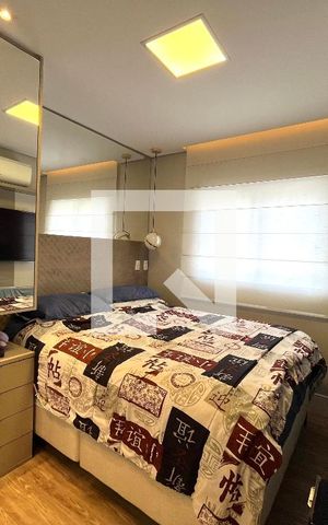 Apartamento à venda com 70m², 2 quartos e 2 vagas Apartamento à venda com 70m², 2 quartos e 2 vagasSuíte
