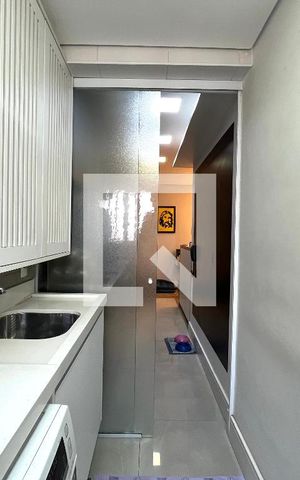 Apartamento à venda com 70m², 2 quartos e 2 vagas Apartamento à venda com 70m², 2 quartos e 2 vagasÁrea de Serviço