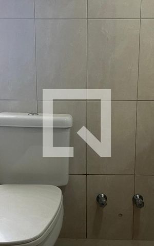 Apartamento para alugar com 100m², 2 quartos e 2 vagasBanheiro da Suíte