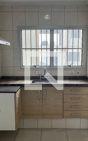Apartamento para alugar com 100m², 2 quartos e 2 vagasCozinha