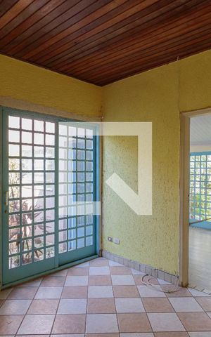 Casa à venda com 130m², 2 quartos e 2 vagas Casa à venda com 130m², 2 quartos e 2 vagasQuarto 1