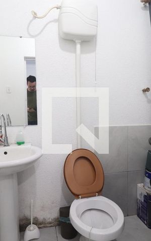 Casa à venda com 297m², 2 quartos e 3 vagasÁrea comum - Salão do banheiro
