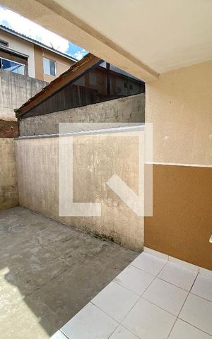 Casa de condomínio à venda com 54m², 3 quartos e 2 vagasÁrea de Serviço
