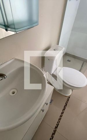 Casa de condomínio à venda com 54m², 3 quartos e 2 vagasBanheiro 1
