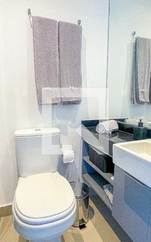 Studio para alugar com 24m², 1 quarto e sem vaga Studio para alugar com 24m², 1 quarto e sem vagaBanheiro