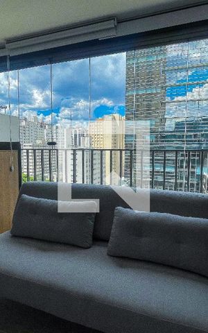 Studio para alugar com 24m², 1 quarto e sem vaga Studio para alugar com 24m², 1 quarto e sem vagaStudio