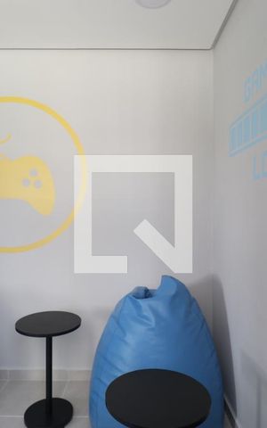 Apartamento para alugar com 37m², 2 quartos e sem vaga Área comum - Salão de jogos