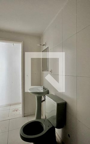 Casa à venda com 138m², 3 quartos e 2 vagas Casa à venda com 138m², 3 quartos e 2 vagasBanheiro Suíte