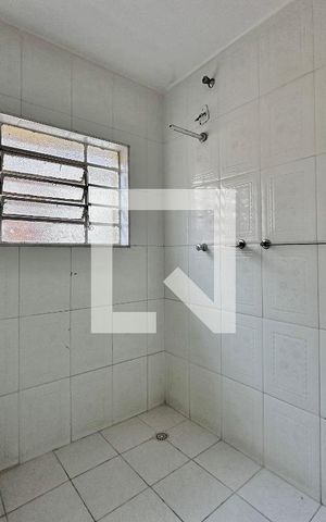 Casa à venda com 138m², 3 quartos e 2 vagas Casa à venda com 138m², 3 quartos e 2 vagasBanheiro Social