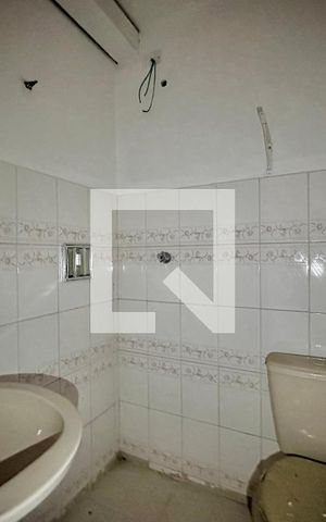 Casa à venda com 138m², 3 quartos e 2 vagas Casa à venda com 138m², 3 quartos e 2 vagasBanheiro de Serviço 2