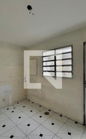 Casa à venda com 138m², 3 quartos e 2 vagas Casa à venda com 138m², 3 quartos e 2 vagasÁrea de Serviço