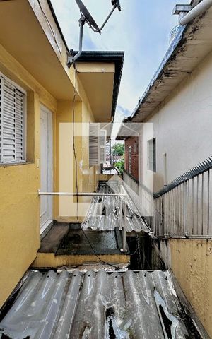 Casa à venda com 138m², 3 quartos e 2 vagas Casa à venda com 138m², 3 quartos e 2 vagasVista Suíte