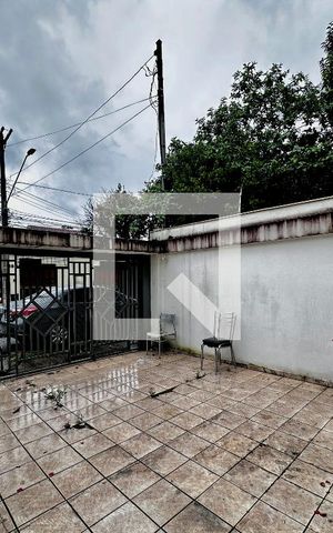 Casa à venda com 138m², 3 quartos e 2 vagas Casa à venda com 138m², 3 quartos e 2 vagasGaragem