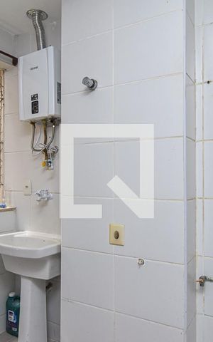 Apartamento à venda com 115m², 3 quartos e 2 vagas Apartamento à venda com 115m², 3 quartos e 2 vagasÁrea de Serviço