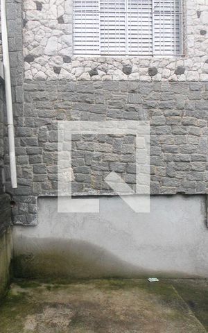 Casa à venda com 346m², 4 quartos e 3 vagas Casa à venda com 346m², 4 quartos e 3 vagasÁrea comum