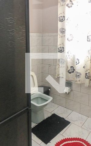 Casa à venda com 346m², 4 quartos e 3 vagas Casa à venda com 346m², 4 quartos e 3 vagasBanheiro