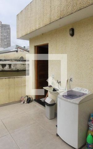 Casa à venda com 346m², 4 quartos e 3 vagas Casa à venda com 346m², 4 quartos e 3 vagasÁrea de Serviço Casa 03