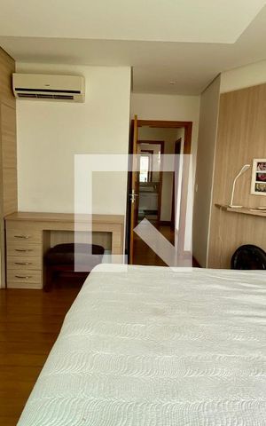 Casa para alugar com 270m², 4 quartos e 3 vagas Casa para alugar com 270m², 4 quartos e 3 vagasQuarto Suíte