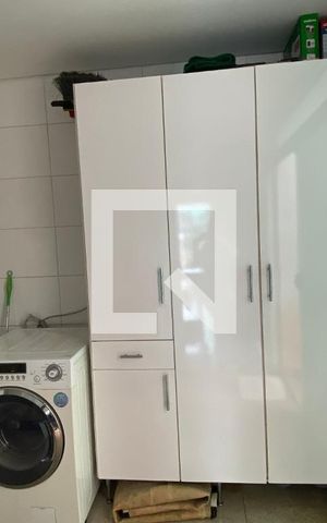 Casa para alugar com 270m², 4 quartos e 3 vagas Casa para alugar com 270m², 4 quartos e 3 vagasÁrea de Serviço