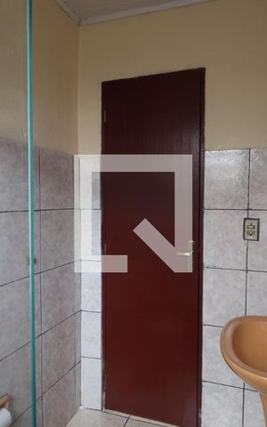 Casa à venda com 70m², 2 quartos e 2 vagasBanheiro