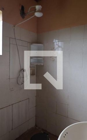 Casa à venda com 70m², 2 quartos e 2 vagasBanheiro de serviço