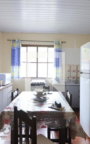 Casa à venda com 70m², 2 quartos e 2 vagasCozinha