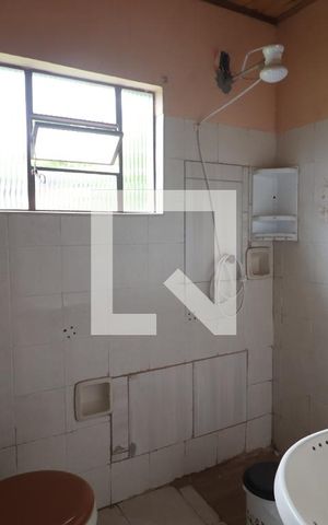 Casa à venda com 70m², 2 quartos e 2 vagasBanheiro de serviço