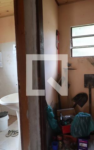 Casa à venda com 70m², 2 quartos e 2 vagasDepósito