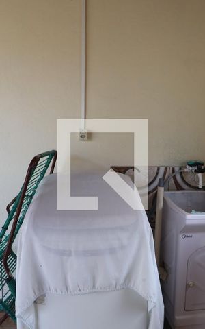 Casa à venda com 70m², 2 quartos e 2 vagasÁrea de Serviço