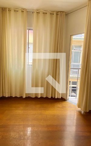 Apartamento para alugar com 75m², 2 quartos e 2 vagas Apartamento para alugar com 75m², 2 quartos e 2 vagasSala