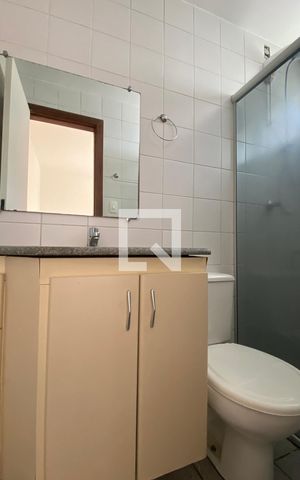 Apartamento para alugar com 75m², 2 quartos e 2 vagas Apartamento para alugar com 75m², 2 quartos e 2 vagasQuarto Suíte
