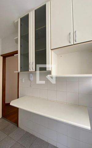 Apartamento para alugar com 75m², 2 quartos e 2 vagas Apartamento para alugar com 75m², 2 quartos e 2 vagasCozinha