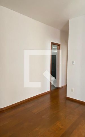 Apartamento para alugar com 75m², 2 quartos e 2 vagas Apartamento para alugar com 75m², 2 quartos e 2 vagasSala