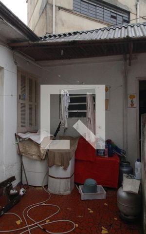 Casa à venda com 240m², 2 quartos e 4 vagasÁrea comum
