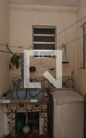Casa à venda com 240m², 2 quartos e 4 vagasÁrea de Serviço