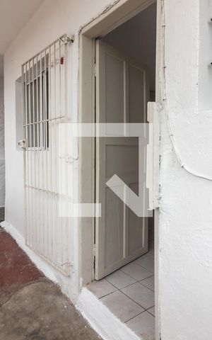 Casa para alugar com 40m², 1 quarto e sem vagaÁrea de Serviço