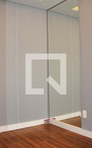 Apartamento à venda com 45m², 2 quartos e 1 vaga Apartamento à venda com 45m², 2 quartos e 1 vagaQuarto 01
