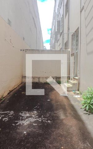 Studio para alugar com 45m², 1 quarto e 1 vaga Studio para alugar com 45m², 1 quarto e 1 vagaGaragem