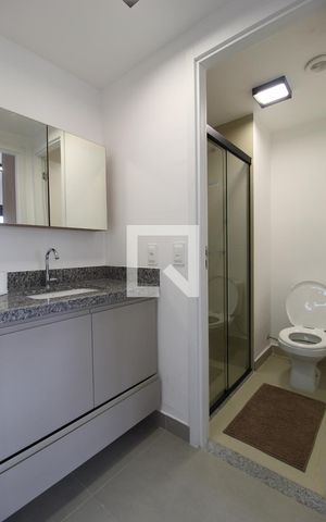 Studio para alugar com 31m², 1 quarto e sem vagaBanheiro da Suíte