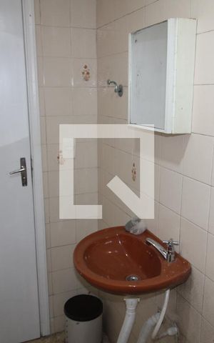 Casa à venda com 440m², 4 quartos e 10 vagasGaragem - Banheiro 1