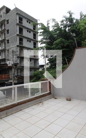 Casa à venda com 440m², 4 quartos e 10 vagasVaranda externa