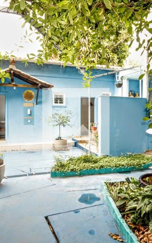 Casa à venda com 570m², 8 quartos e 2 vagasQuintal