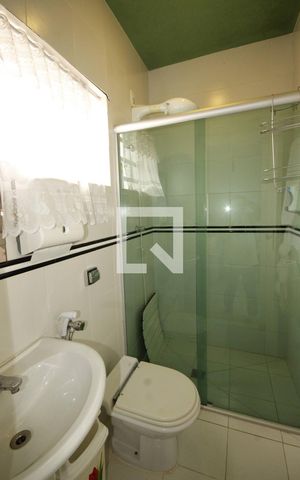 Casa à venda com 570m², 8 quartos e 2 vagasbanheiro 2