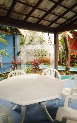 Casa à venda com 570m², 8 quartos e 2 vagasQuintal