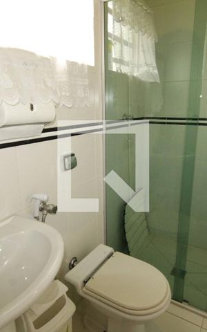 Casa à venda com 570m², 8 quartos e 2 vagasbanheiro 2
