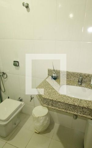 Casa à venda com 570m², 8 quartos e 2 vagasbanheiro 7