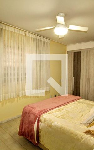Casa à venda com 570m², 8 quartos e 2 vagasquarto 7