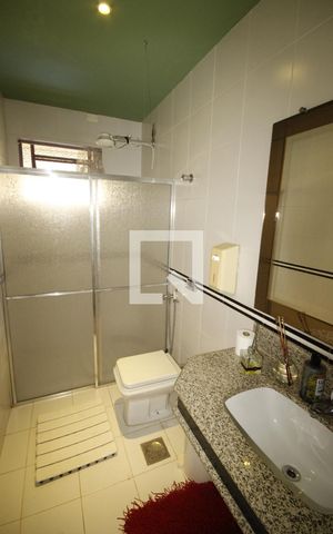 Casa à venda com 570m², 8 quartos e 2 vagasbanheiro 4